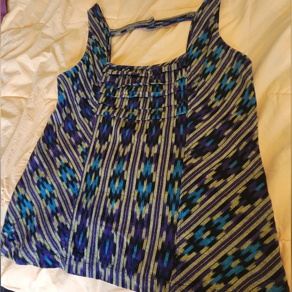 Patterned Square-Neck Tank Top - Picture 4 of 7
